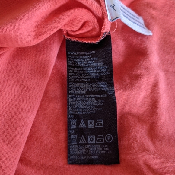 ✨Tommy Hilfiger Coral Tank Top✨ - Picture 3 of 3